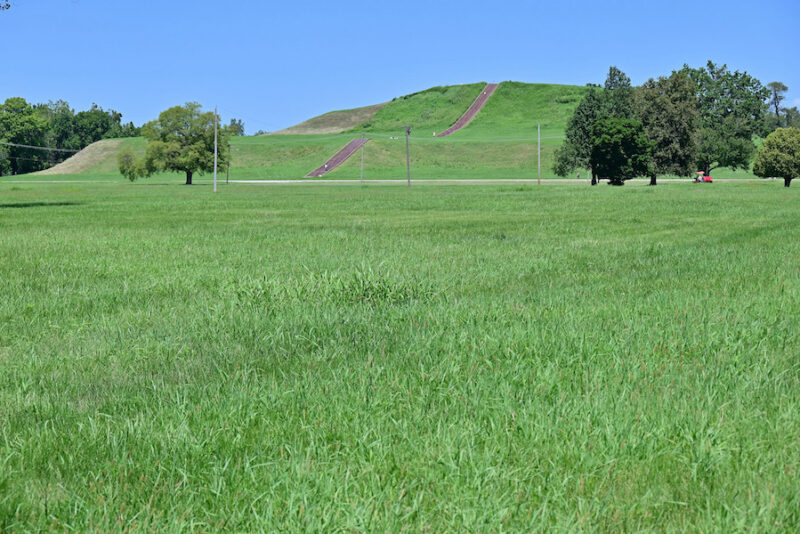 Cahokia Mounds State Historic Site